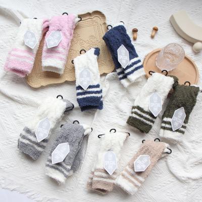 China Fashion Hot Stripe Scrambled Thick Warm Socks For Women for sale