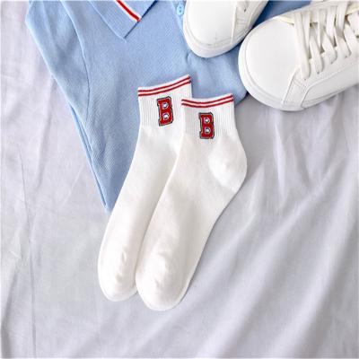 China Good Summer Hot Selling Hot Selling Alphabet Match Pure White Socks Breathable And Comfortable for sale