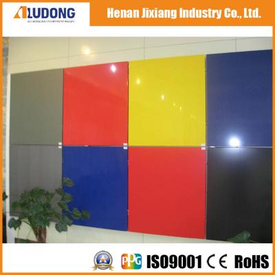 Cina Unbreakable PE Core 6mm 1220x2440mm ACP Sheet Cladding in vendita