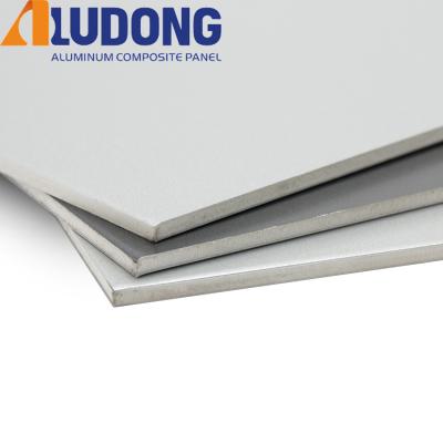 Cina Rivestimento composito di alluminio bianco del pannello PVDF del centro 6mm in vendita