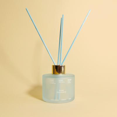 China Gift & Craft Wholesale 150ml Luxury Empty Round Frosted Glass Reed Diffuser Bottle With Screw Lids for sale