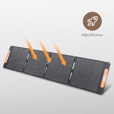 Chine Panneaux solaires pliables portables de 200 W pour le camping à vendre