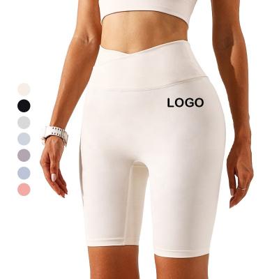 China Women Sports Shorts High Waisted Breathable Custom Cross Hip Seamless Lift Up Shorts Gaiters Cycling Short Sports Gaiters for sale