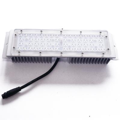 China Optische PC Straßenlaterne-Modul 50W SMD3030 PWB-Modul-Straßenlaterne-Reihen-Linse zu verkaufen