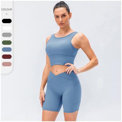 China New Breathable Yoga V-Neck Yoga Shorts 2 Pieces Workout Shorts Activewear Crop Top Set Ribbed Sets for sale