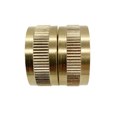 China Brass garden hose swivel fitting 1/16