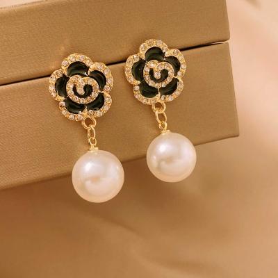 China Hot Selling Trendy Jewelry Women Friendly Material Camellia Diamond Pearl Pendant Drop Earring Vintage Rhinestone Flower Earrings for sale