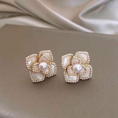 China Camellia Designer Earings Collection Luxury Designer Jewelry Rhinestone Stainless Latest Catalog Of Friendly Material Steel Beads Earrings for sale