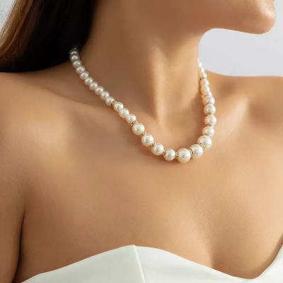 China Large Pearl Necklace Rhinestone Necklace Bridal Wedding Jewelry Accessories Baroque Freshwater Pearl Friendly Material for sale