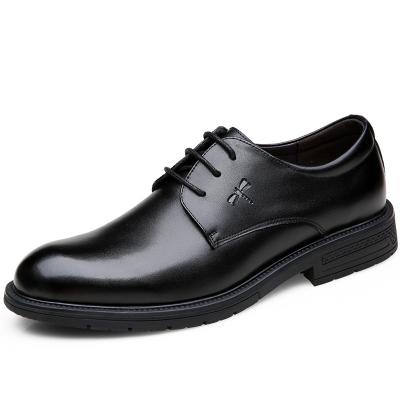 China Breathable Men Fashion Microfiber Slip On Classic Oxfords Shoes British Style Business Men's Suits Shoes for sale