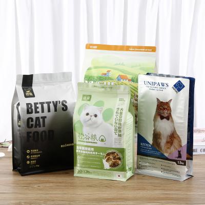 China Custom Wholesale Moisture Proof Zipper Lock Aluminum Foil Printing Plastic Package Bags Dog Pet Food Packaging Bag for sale