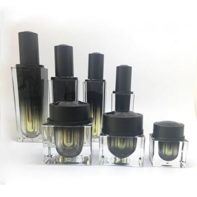 China Personal Care Qunfang Wall Luxury Thick Empty Square Acrylic Bottle Cosmetic Packaging for sale