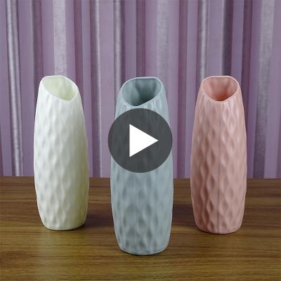 China Home Household Furniture Living Room Furniture New Design New Design Plastic Vases Flower Minimalist Decor Hot Wet Dry Flower Plants Bottle Container for sale