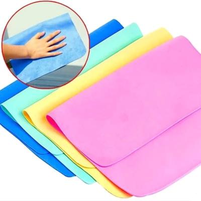 China 43x32cm PVA Sustainable Chamois Car Wash Super Absorbent Magic Cleaning Towel for sale