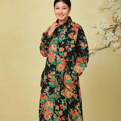 China Casual Thick Chinese Padded Jacket , Long Chinese Embroidered Coat For Spring for sale