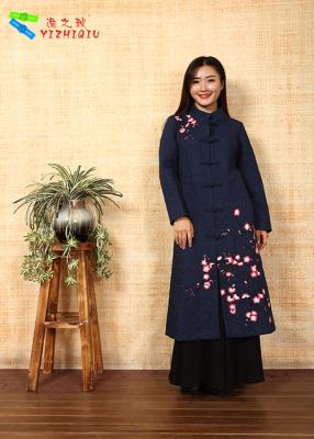 China Soft Embroidered Winter Coats , Chinese Garment Jacquard Cotton Trench Coat for sale