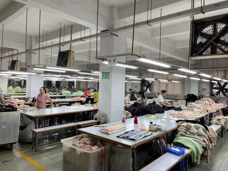 Verified China supplier - Shantou Longhu Yufeng Garment Processing Factory