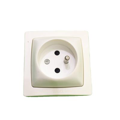 China EU Wall Socket Electrical French Type Residential Outdoor Mounted2P+T2 / Multipurpose Yaki Pin for sale