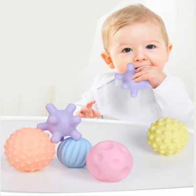 China Eductional Preschool Toys Rubber Textured Touch Ball Hand Sensory Baby Toys Training and Massaging Soft Ball for Educational Toy for sale