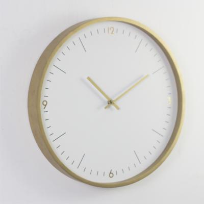 China Europe newest living room decorative design wall clock high quality round wood frame for sale