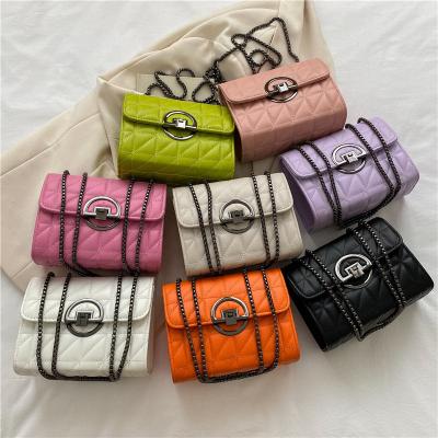 China 2022 New Arrivals Wholesale Fashion Luxury Chain Cross-Body Bags Texture PU Leather Women Handbag With Buckle for sale