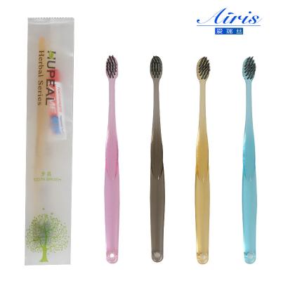 China Bamboo/PP/TPE factory wholesale price biodegradable travel hotel disposable toothbrush kit for sale