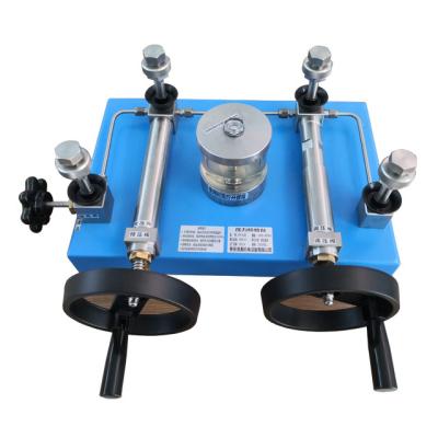 China Pressure Calibration Instrument Hand Pump Pressure Gauge Calibrators 445*350*180mm for sale