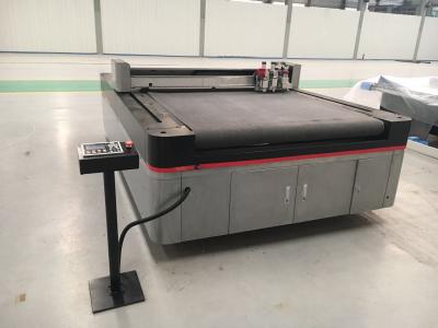 China Leather cutting CNC oscillating blade cutting machine with movable table. for sale