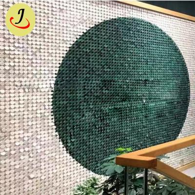 China Cheap Outdoor Round Shape Billboard Sequin Board Advertising Board Wedding Backdrop Decoration for sale