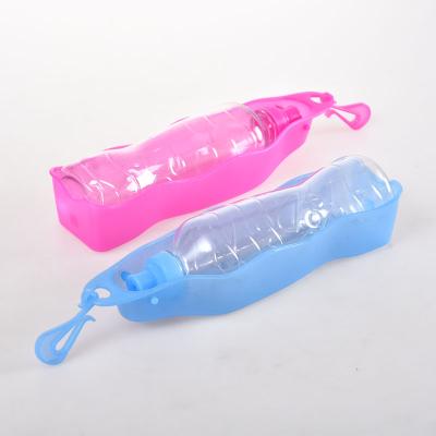 China Sustainable Portable Collapsible Plastic Feeding Bowl 500Ml Dog Cat Travel Pet Water Bottle for sale