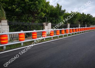 China Van de het Kussenbarrière van de wegneerstorting van de de Veiligheidsrol de Omheining For Fork Road Te koop