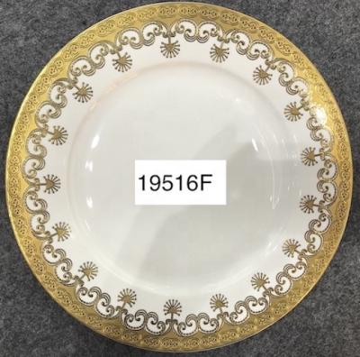 China New Sustainable High Quality Bone China Raised Gold Dinner Plate Sets Ceramic Dinnerware Fine for sale