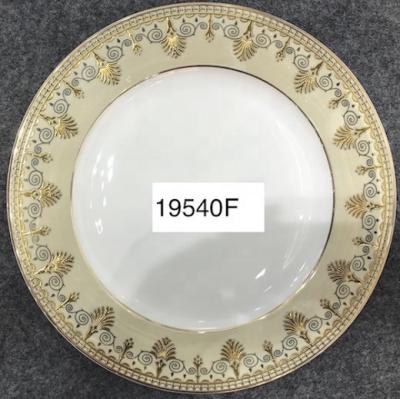 China 2020 Viable Latest Ceramic Serving Plate Embossed Diner Decal Gold Restaurant Porcelain for sale