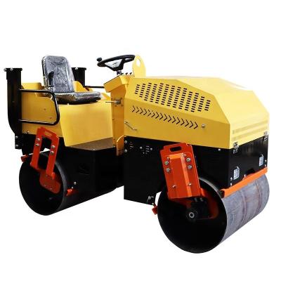 China CHANGFA Motor Vibratory Mini Road Roller La mejor opción para el mantenimiento de carreteras en venta