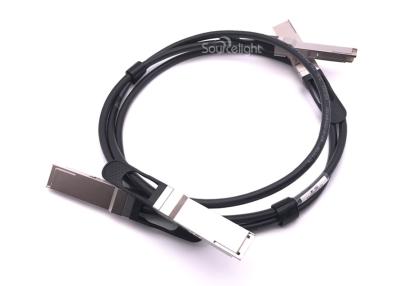 China Qsfp+ dirigen la longitud pasiva 40 Gigabit Ethernet de 3M de la asamblea de cable de cobre de la fijación en venta