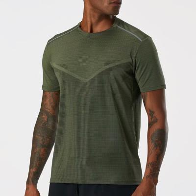 China anti-wrinkle green round collar classic plaid men sweat breathable quick dry soft running workout tops fitness t-shirt man sport for sale