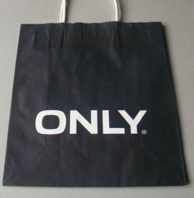 China Wholesale customized black printed kraft paper shopping bags with handle for sale