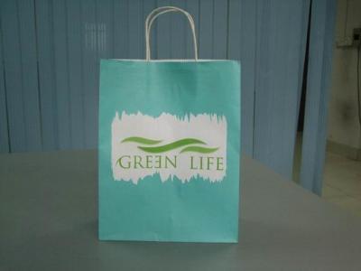 China Customized kraft paper shopping bag, various design and dimensions are available for sale