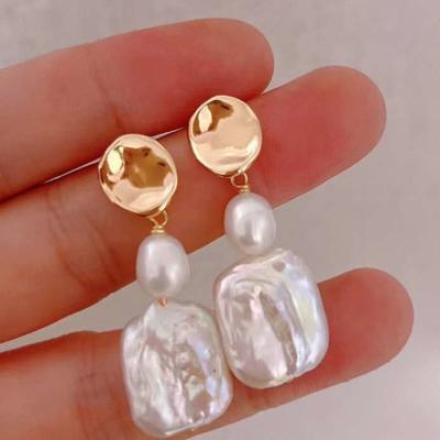 China Cute natural 7-8MM baroque pearl+bright square pearl baroque earrings double pearl baroque earrings for sale