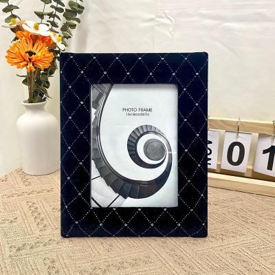 China Retro Souvenir Sublimation Velvet Photo Frame Vintage As Gift MDF Photo Frame 6x8 With Velvet Covermarcos Para cuadros for sale