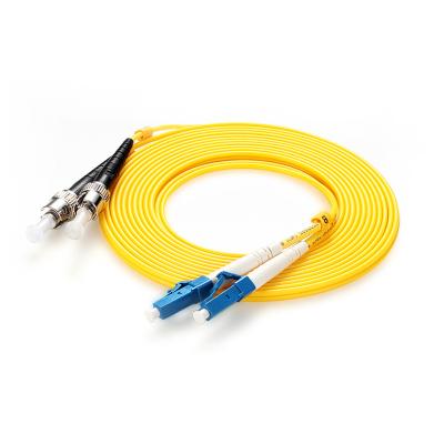 China FTTH FSATECH Multimode Eco-friendly PVC Lc/pc To St/Pc Simplex Connector Fiber Optic Patch Cord for sale