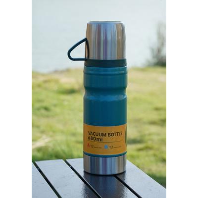 China Wholesale Viable Hot And Cold 680Ml Flask Thermos Vacuum Promotion Coffee Mug Gift Set With Two Mugs for sale