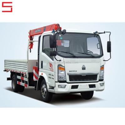 China 6 Wheel 140hp Howo 6t Mounted Crane Light Truck 3.2T for sale