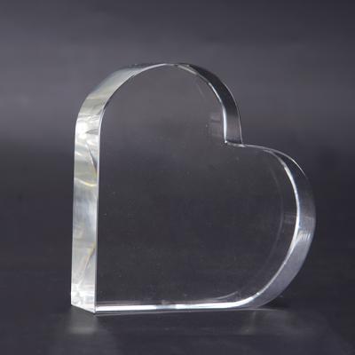 Cina China three-dimensional heart-shaped crystal crafts creative wedding decoration home gifts love crystal in vendita