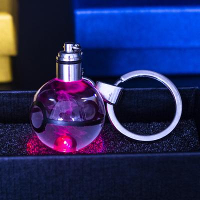 중국 Gifts Factory Choise 3d Bulk Multi Laser Engraving Gyarados Pokemon Ball Crystal Glass Key Chain For Wedding Kids Gifts 판매용