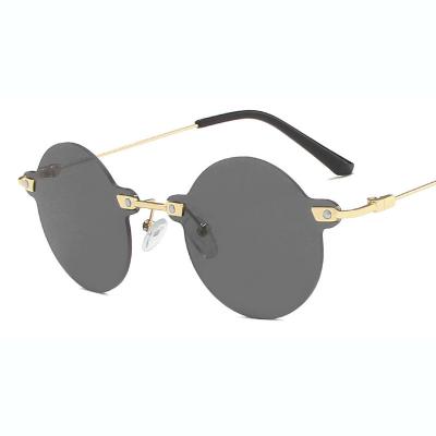 China Fashion sunglasses 2020 retro new fashion style metal round sunglasses European American women's sunglasses for sale