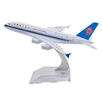 China Toy 1:400 16cm China Airbus A380 Southern Diecast Metal Passenger Model Civil Aircraft Airplane Mode Die Cast Flat Model OEM Customized for sale