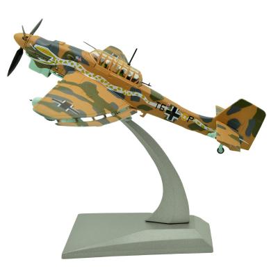 China OEM Diecast Flat Aircraft Mode Diecast WWII Metal Bomber Old Studs Ju-87 Stuka 1:72 Military Model Toy Luftwaffe Flat Plane Model for sale