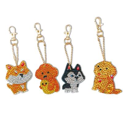 China Promotion Gift 5d Diamond Painting Key Round Diamond Christmas Shaped Dog Diamond Embroidery Cat Diy Pendant for sale