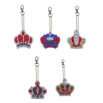 China Realistic One Crown Diamond Painting Key Chain Custom Logo 5D Mosaic Making Full Drill Diamond Painting for sale